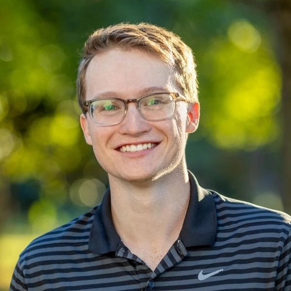 Noah Underwood headshot.